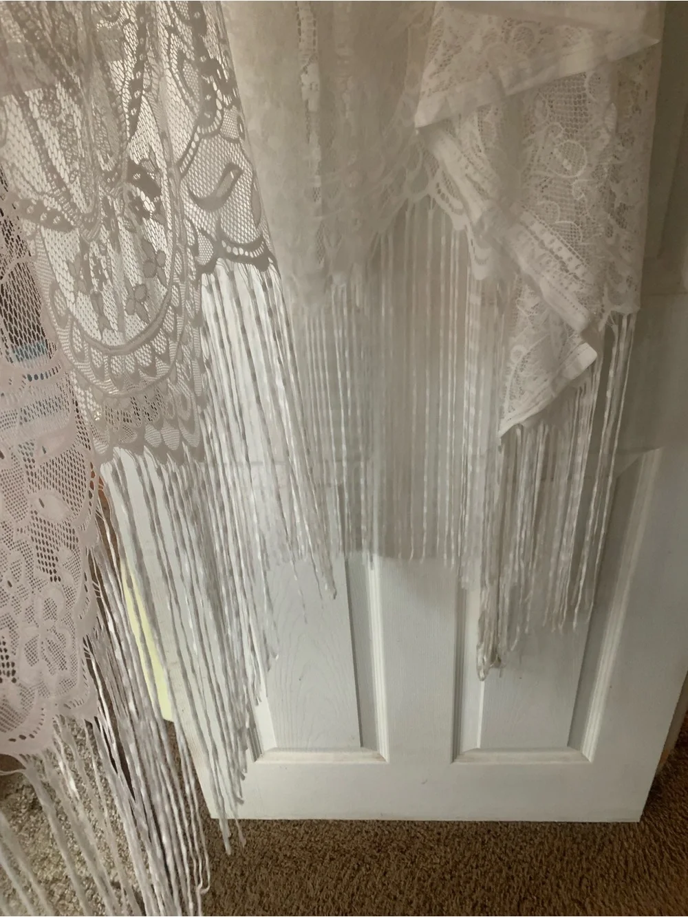 Boho White Lace High-Low Fringe Wrap